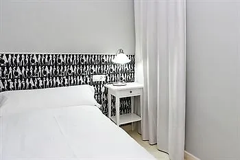 Dingdong Fira 3* Barcelona