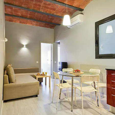 Hotel Dingdong Fira Barcelona