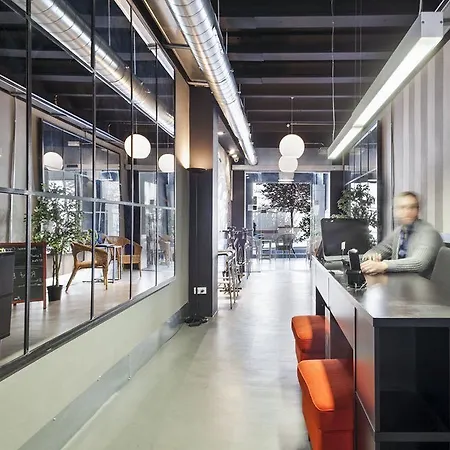 Hotel Dingdong Fira Barcelona