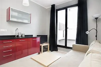 ホテル Fira By Gaiarooms 3*